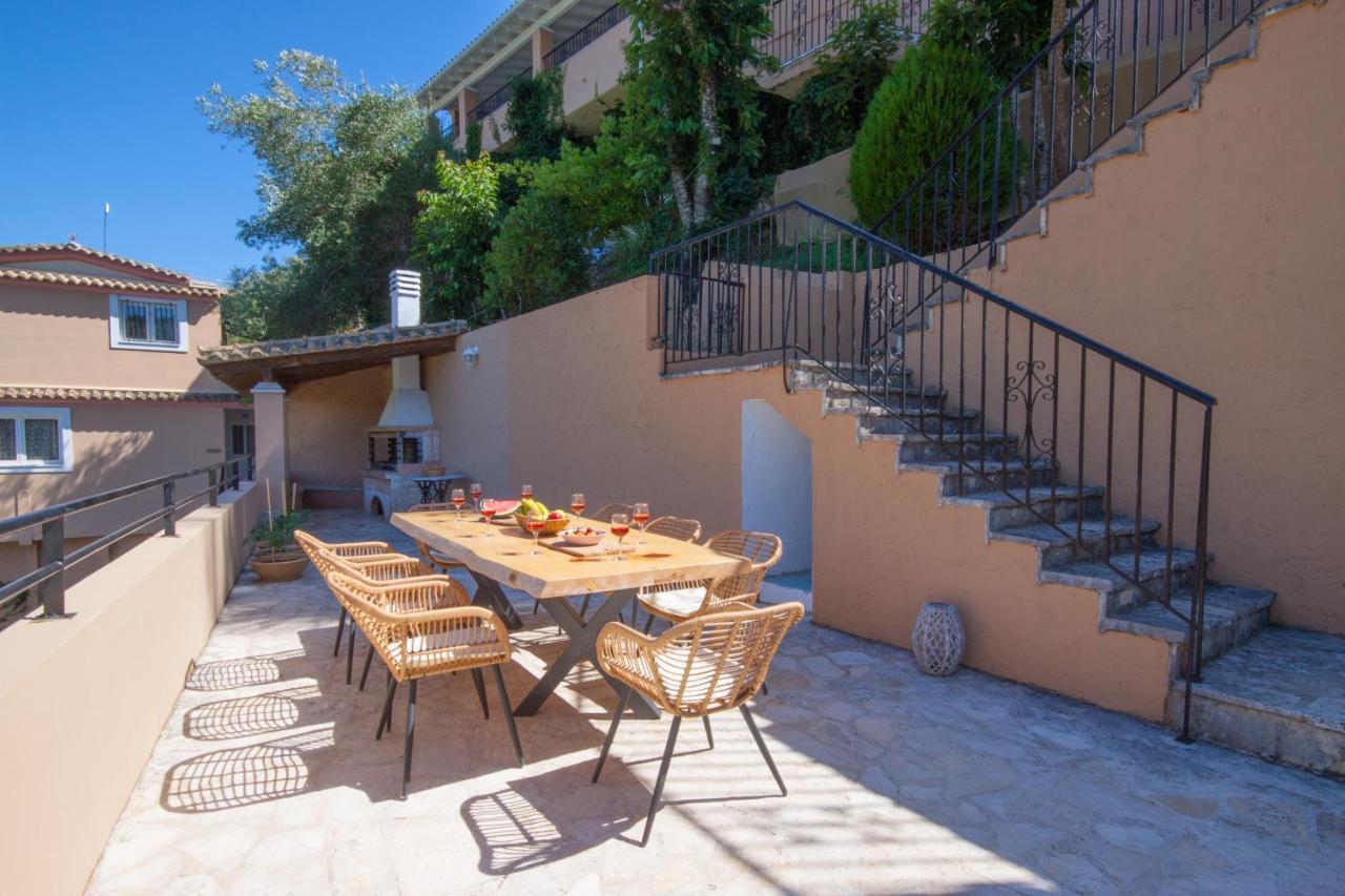 Odyssey Villas Kassiopi Exterior photo