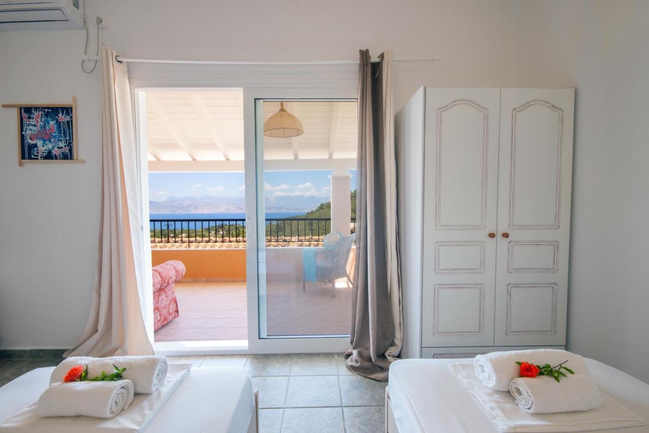Odyssey Villas Kassiopi Exterior photo